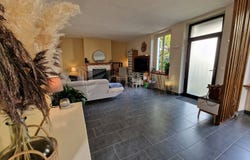 Quenne, Burgundy 89290