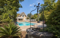 Pau, Aquitaine 64000