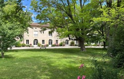 Nîmes, Languedoc-Roussillon 30000