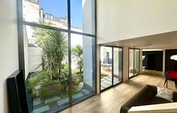 Tours, Centre-Val de Loire 37000