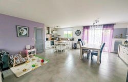 Guecelard, Pays de la Loire 72230