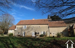 Raveau, Burgundy 58400