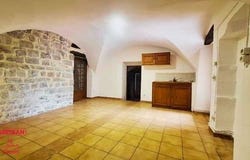 LEDIGNAN, Languedoc-Roussillon 30350