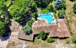 Uchaux, Provence-Alpes-Côte d'Azur 84100