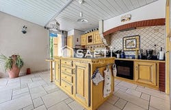 La Chapelle-Saint-Laurent, Poitou-Charentes 79430