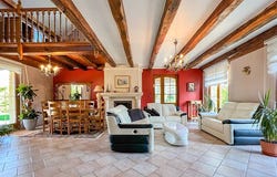 LUXEUIL LES BAINS, Bourgogne-Franche-Comté 70300