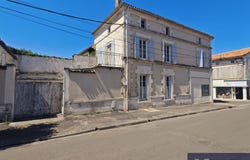 Châteauneuf-sur-Charente, Poitou-Charentes 16120