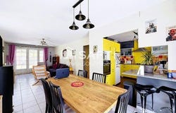 Ballan-Mire, Centre 37510