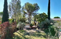 Uzès, Occitanie 30700