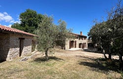 Barjac, Languedoc-Roussillon 30430
