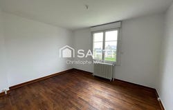 Laval, Pays de la Loire 53000