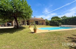 Roquemaure, Languedoc-Roussillon 30150