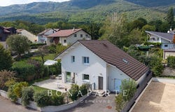 Thoiry, Auvergne-Rhône-Alpes 01710