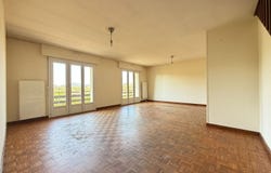 LONS-LE-SAUNIER, Bourgogne-Franche-Comté 39000