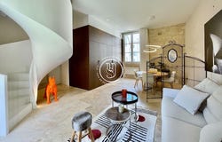 Uzès, Occitanie 30700