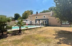 Lezay, Poitou-Charentes 79120