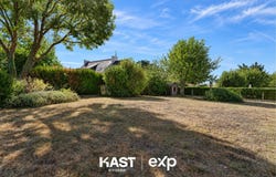 Plougoumelen, Brittany 56400