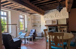 Mont, Burgundy 71140