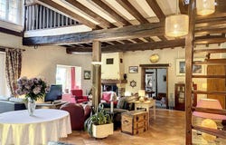 Joigny, Burgundy 89300