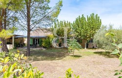 Maubec, Provence-Alpes-Côte d'Azur 84660