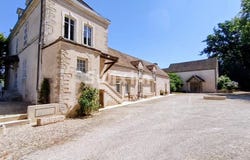Beaune, Burgundy 21200