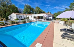 AIZENAY, Pays de la Loire 85190