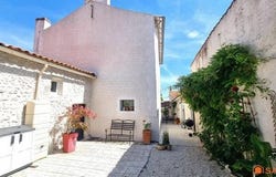 Mortagne-Sur-Gironde, Poitou-Charentes 17120