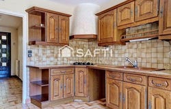 Azay-Le-Brule, Poitou-Charentes 79400