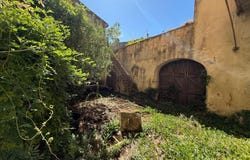 Roquemaure, Languedoc-Roussillon 30150