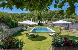 Oppède, Provence-Alpes-Côte d'Azur 84580