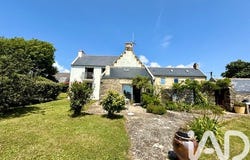 Audierne, Brittany 29770