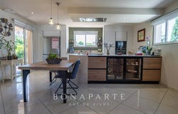 Lescar, Aquitaine 64230
