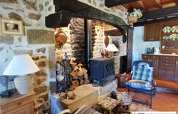 Gouttières, Auvergne 63390