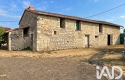 Saint-Gervais-les-Trois-Clochers, Poitou-Charentes 86230