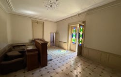 Roquemaure, Languedoc-Roussillon 30150