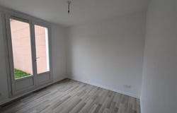 Saint-Denis-Les-Bourg, Rhône-Alpes 01000