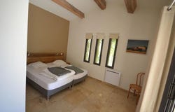 Saint-Hilaire-d'Ozilhan, Gard 30210
