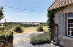 Mont, Burgundy 71140