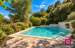 Cotignac, Provence-Alpes-Côte d'Azur 83570