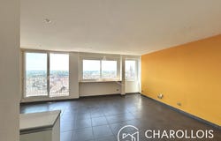 MACON, Bourgogne-Franche-Comté 71000