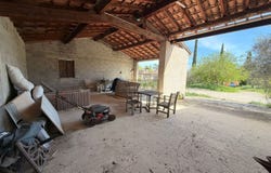 Cabrières-d'Avignon, Provence-Alpes-Côte d'Azur 84220