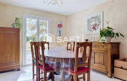 Mardie, Centre 45430