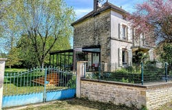 Rougemont, Burgundy 21500