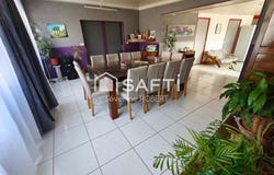 Monts-Sur-Guesnes, Poitou-Charentes 86420