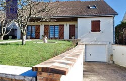 Arnay-le-Duc, Côte-d'Or 21230