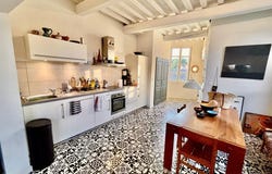 Uzès, Languedoc-Roussillon 30700