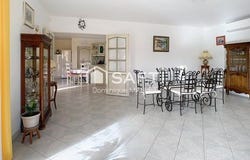 Bellegarde, Languedoc-Roussillon 30127