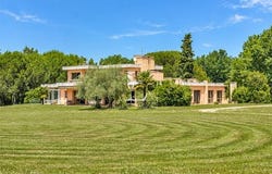 NEGREPELISSE, Occitanie 82800