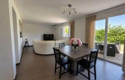 Chateauneuf-Du-Rhone, Rhône-Alpes 26780