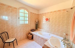 Barjac, Languedoc-Roussillon 30430